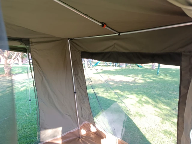 Maxcons Mini Camper
